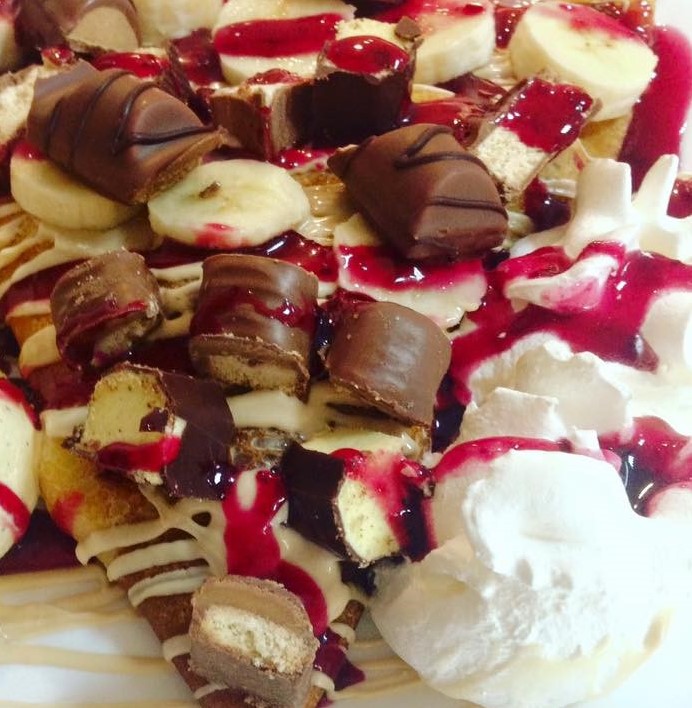 Nutella, chocolate, strawberry, banana, jam, cream – Dany Candy Bay